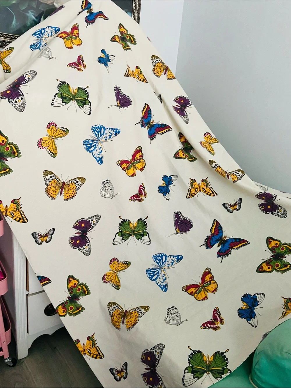 Botanical Butterfly Cream Cloth Tablecloth 55” X 84”